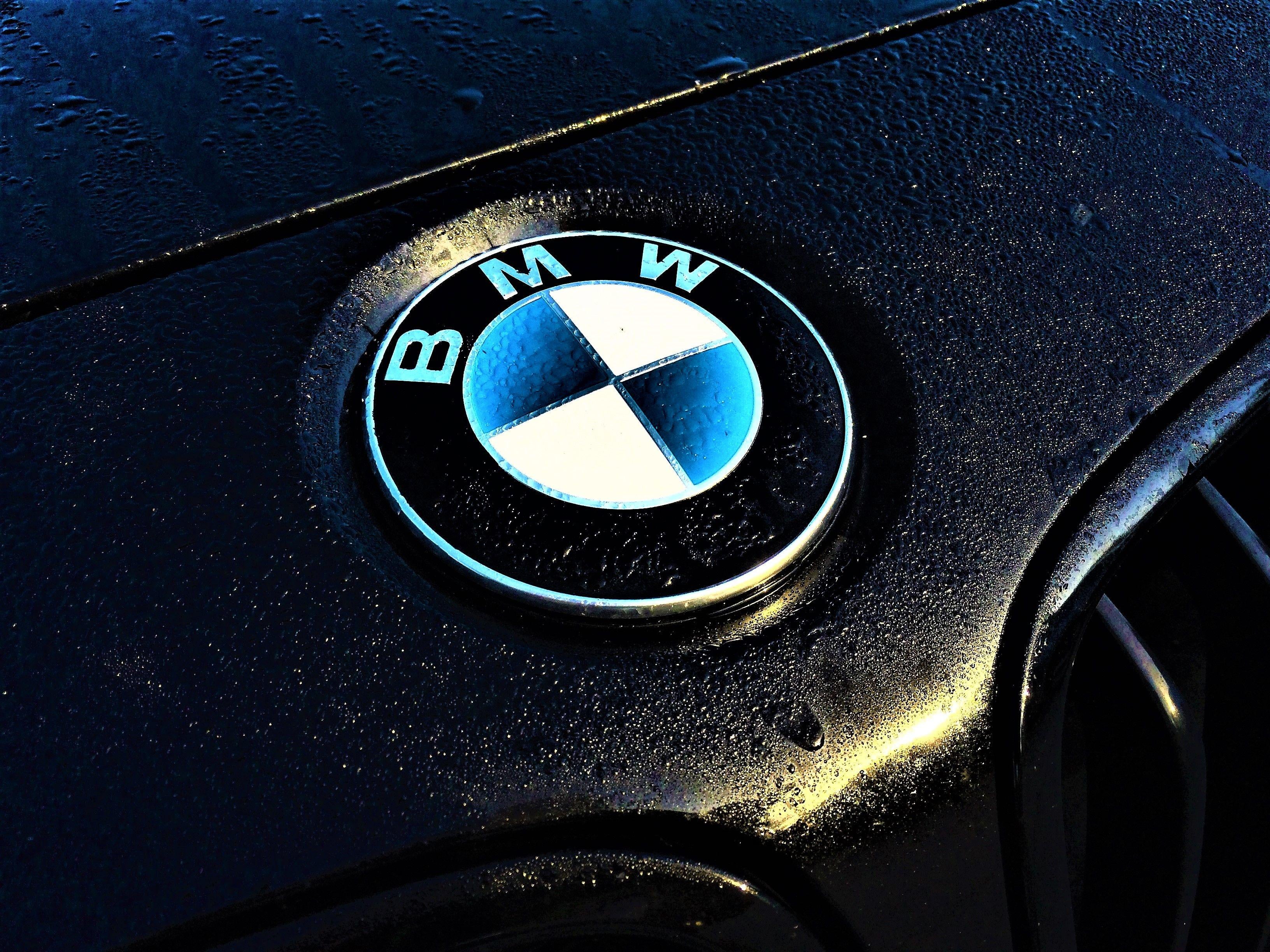 BMW Showroom Content